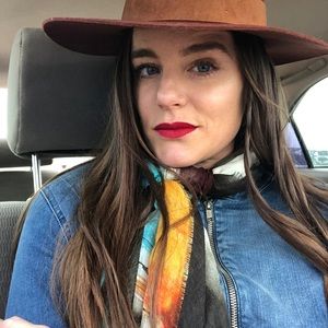 Meet your Posher, Danie